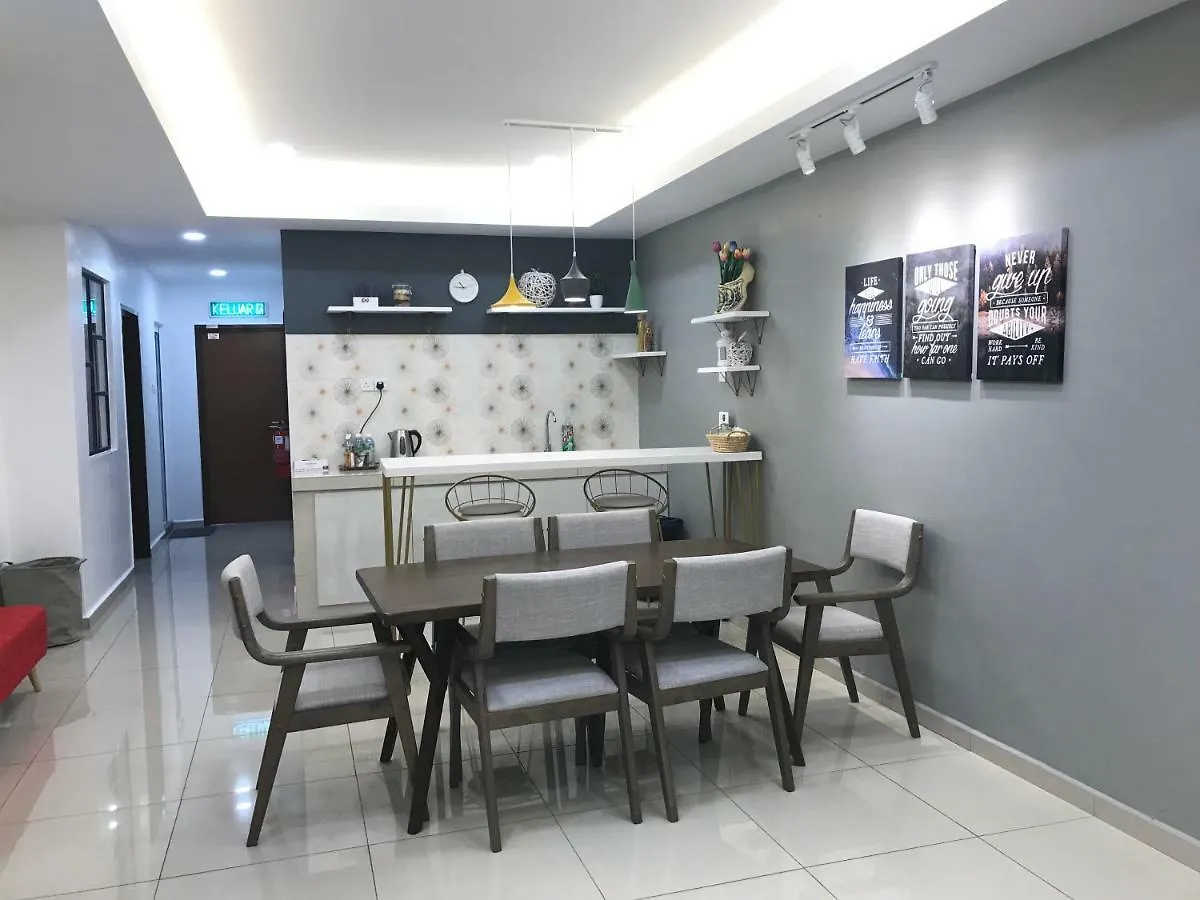 Luminous @ G.L.E Premier Lodging Malacca Apartment